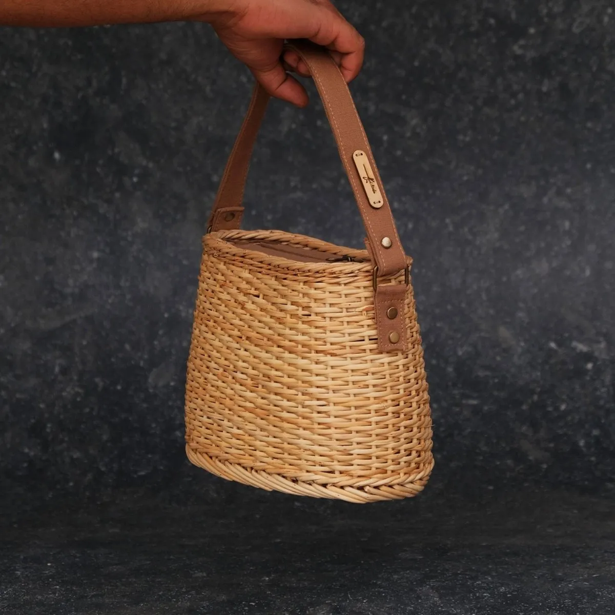 Natural Handcrafted Kashmiri Wicker Basket Bag Small