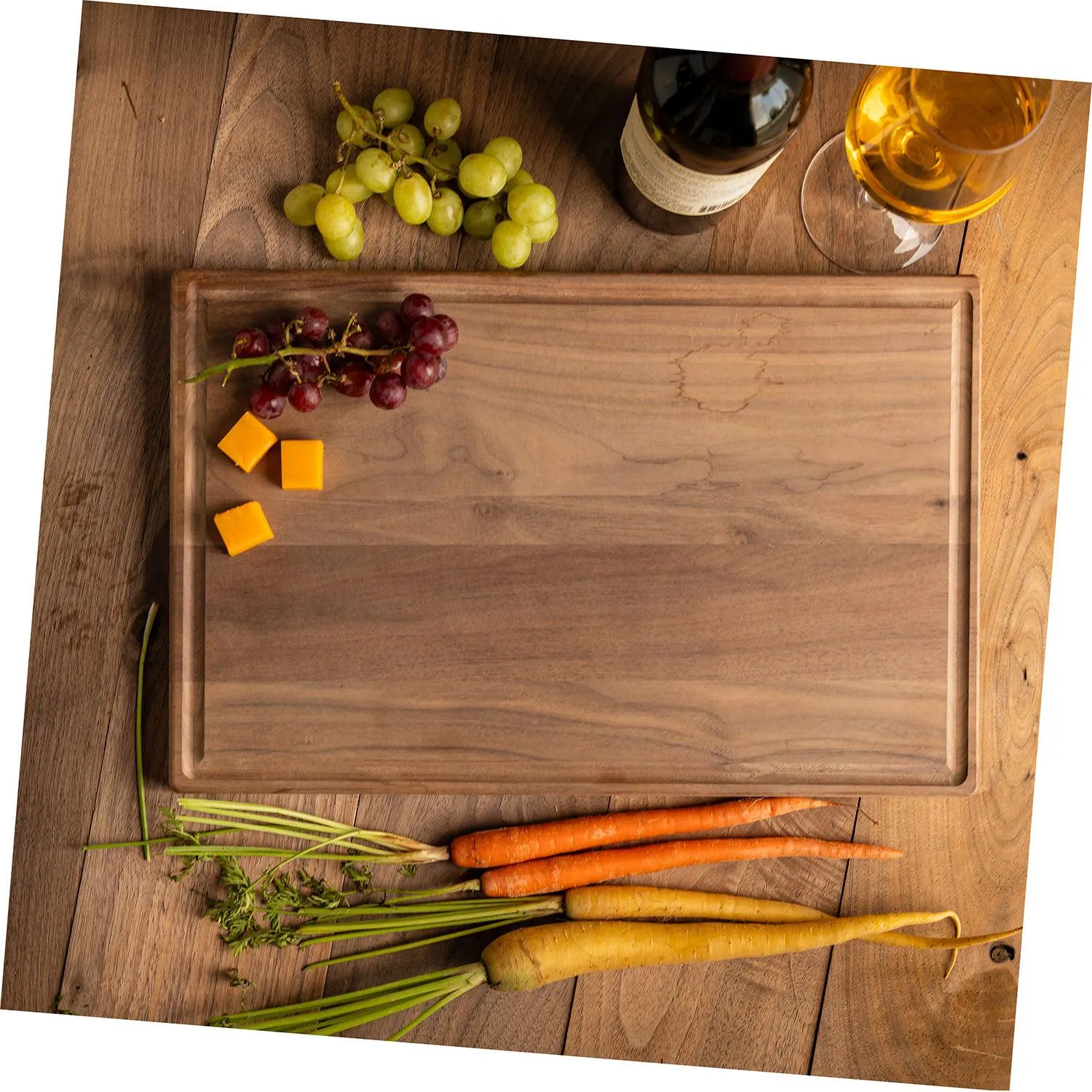 Personalized 11x17 Friendsgiving Cutting Board with Grooves